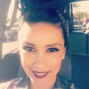 Meet your Posher, Cristina